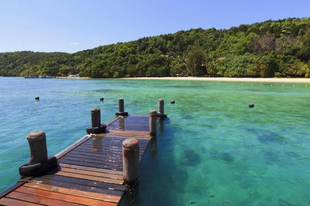 Hotel Holiday Kota Kinabalu Kültér fotó