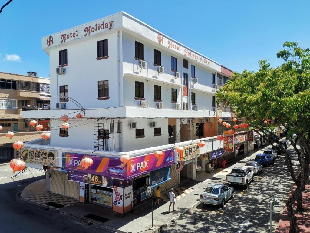 Hotel Holiday Kota Kinabalu Kültér fotó